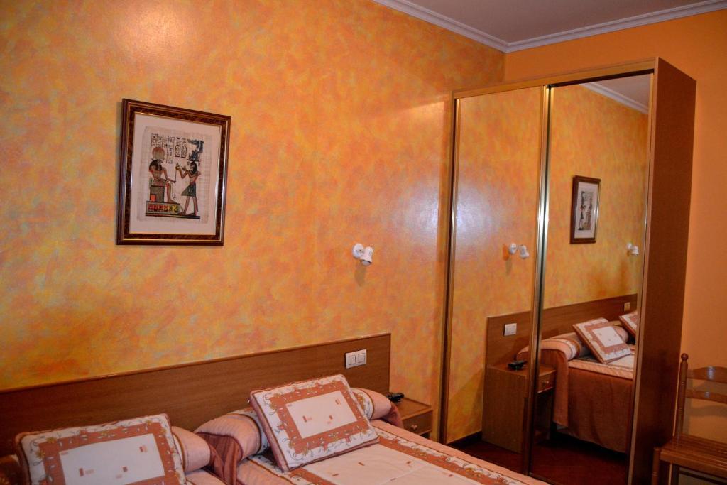 Hostal Residencia Bahia Лаше Екстер'єр фото