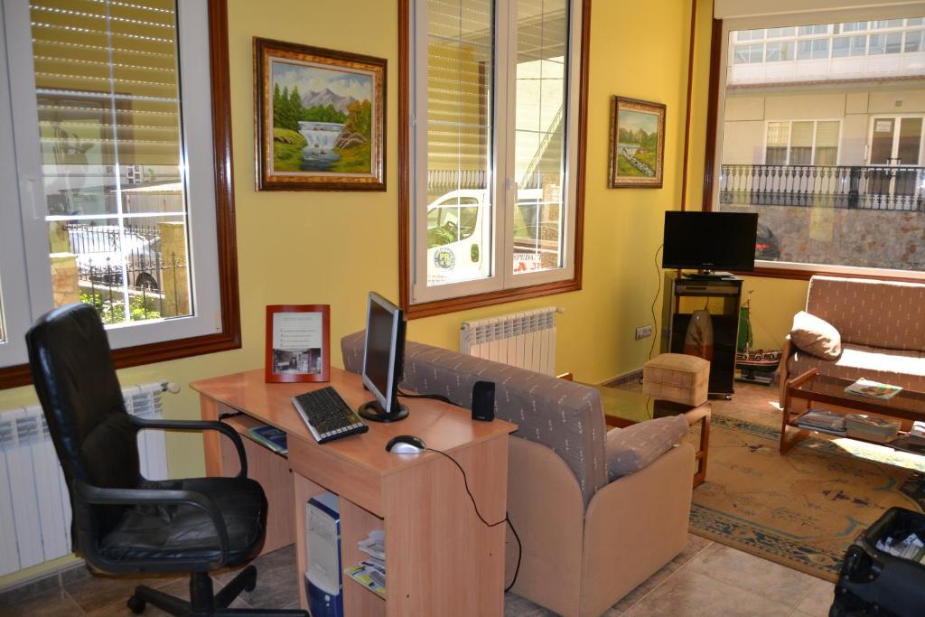 Hostal Residencia Bahia Лаше Екстер'єр фото