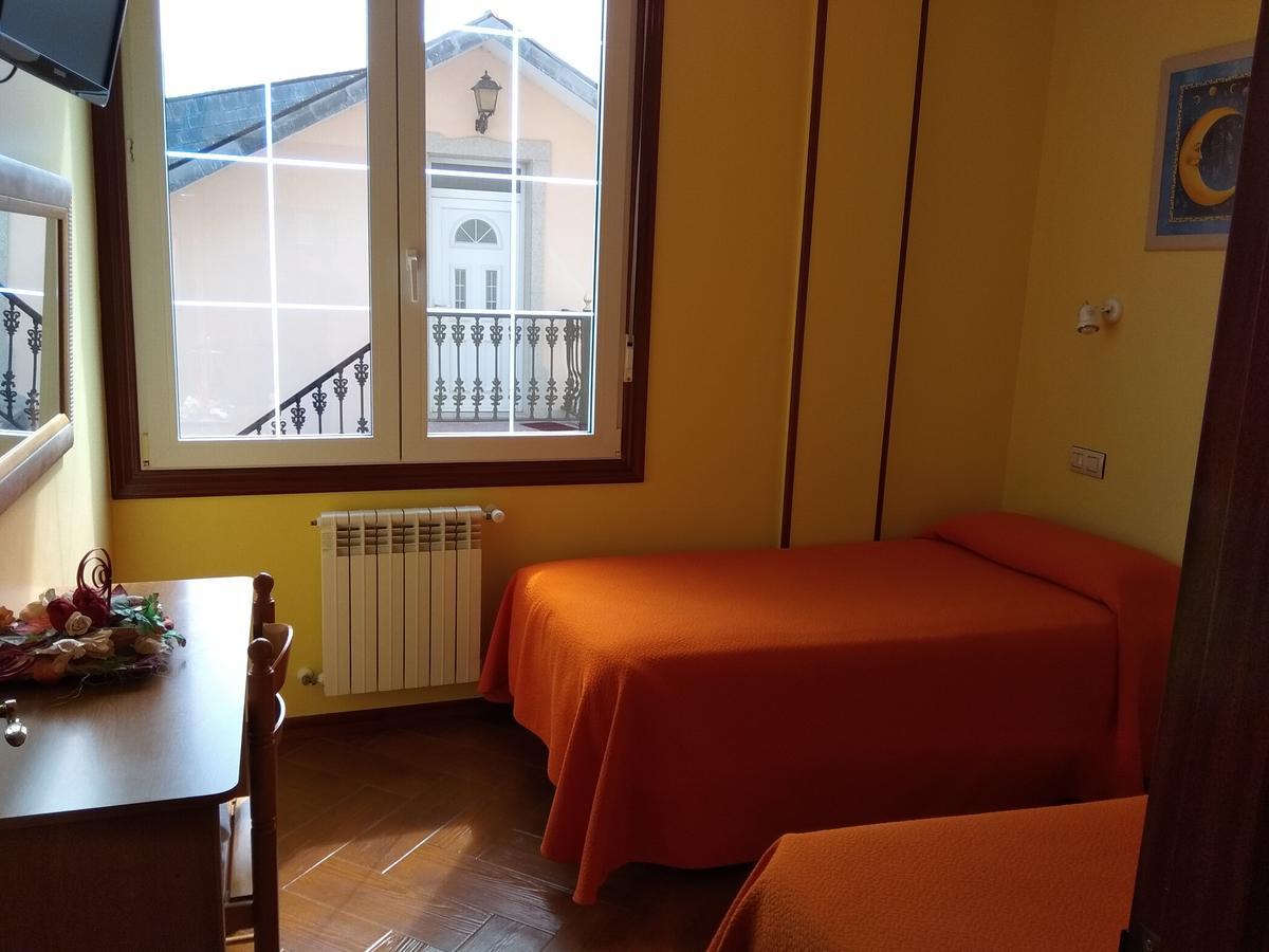 Hostal Residencia Bahia Лаше Екстер'єр фото