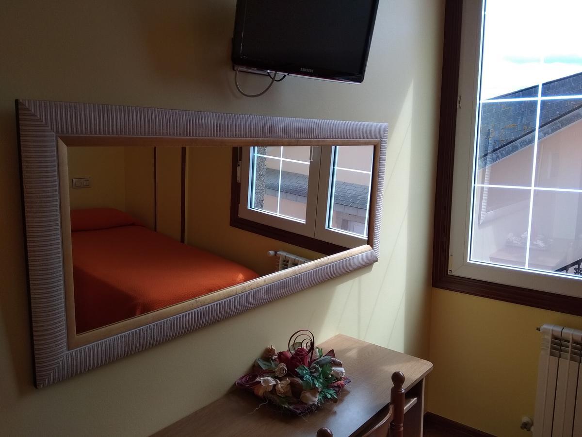 Hostal Residencia Bahia Лаше Екстер'єр фото
